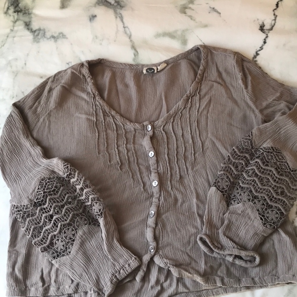 Simply mid drift half sleeve shirt